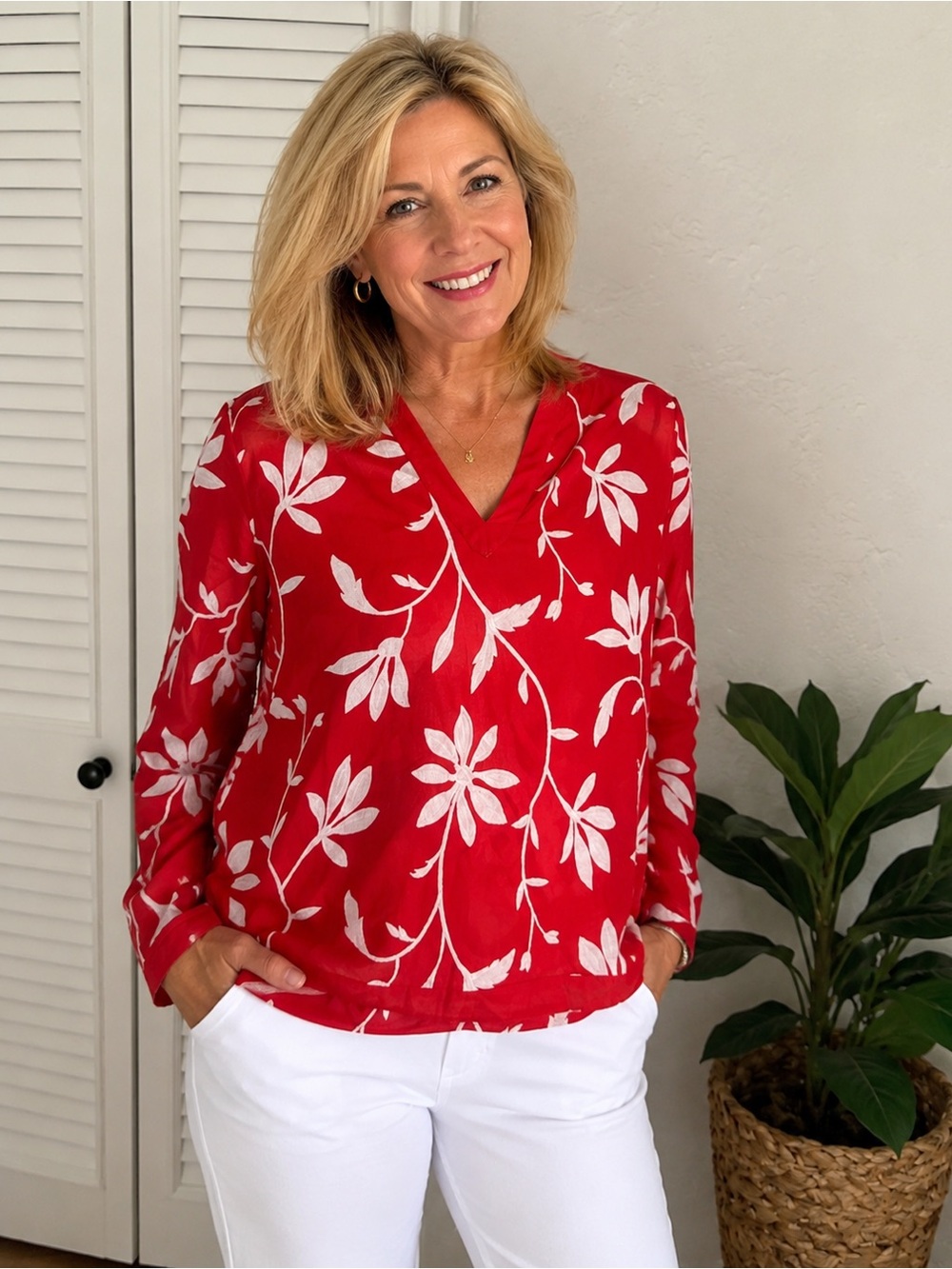 Talbots Embroidered Red white floral top cotton blend sz 14P cottagecore resort